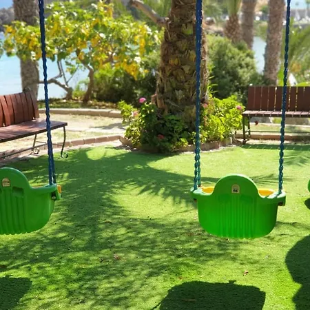 Denizkizi Hotell Karavas (Northern Cyprus)
