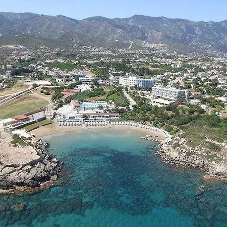 Denizkizi Hotell Karavas (Northern Cyprus)