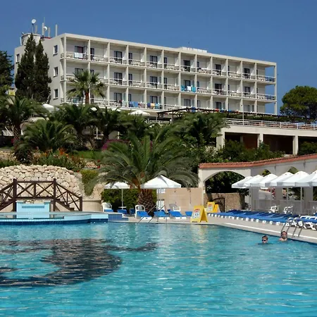 Denizkizi Hotell Karavas (Northern Cyprus)