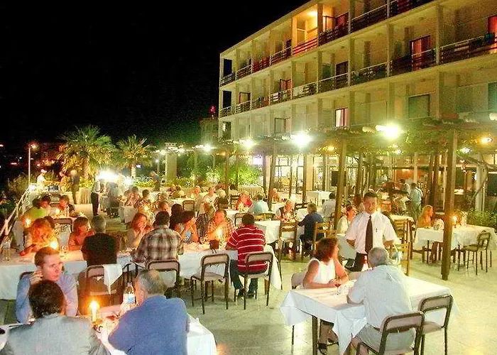 Denizkizi Otel Karavas (Northern Cyprus)