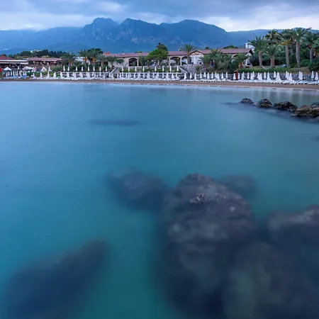 Otel Denizkizi Karavas (Northern Cyprus)