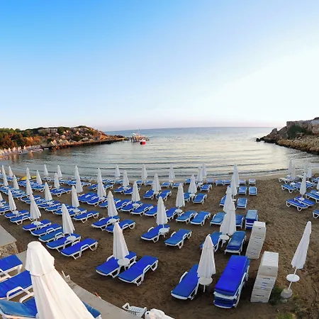 Denizkizi Otel 3*