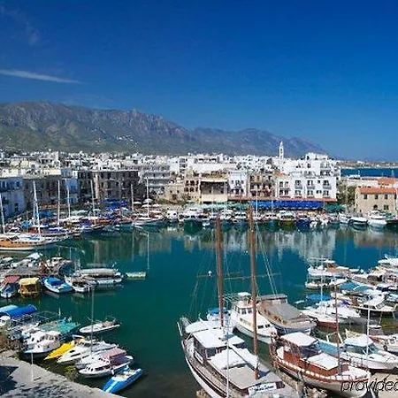 Otel Denizkizi Karavas (Northern Cyprus)