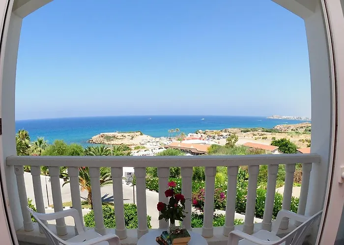 Denizkizi Hotel 3*