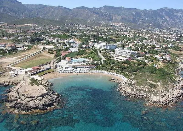 Denizkizi Otel Karavas (Northern Cyprus)